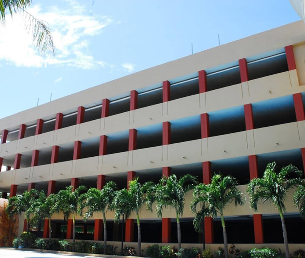 Hotel Royal Garden Reynosa Zewnętrze zdjęcie