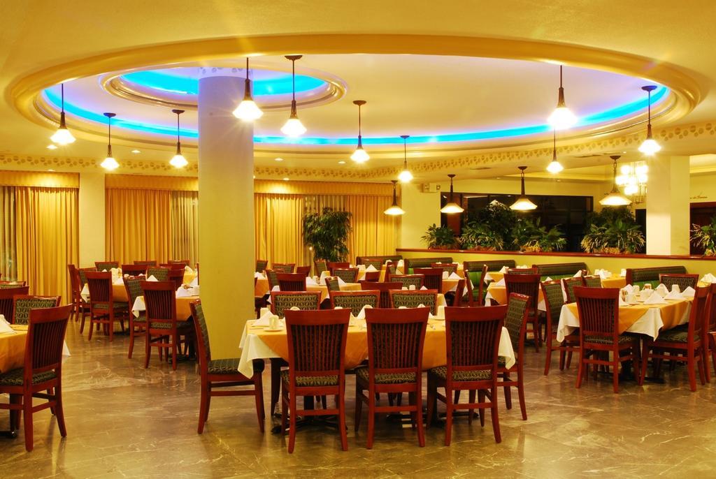 Hotel Royal Garden Reynosa Zewnętrze zdjęcie